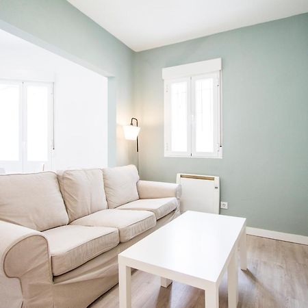 Apartamentos Tetuan Sandino Мадрид Екстериор снимка