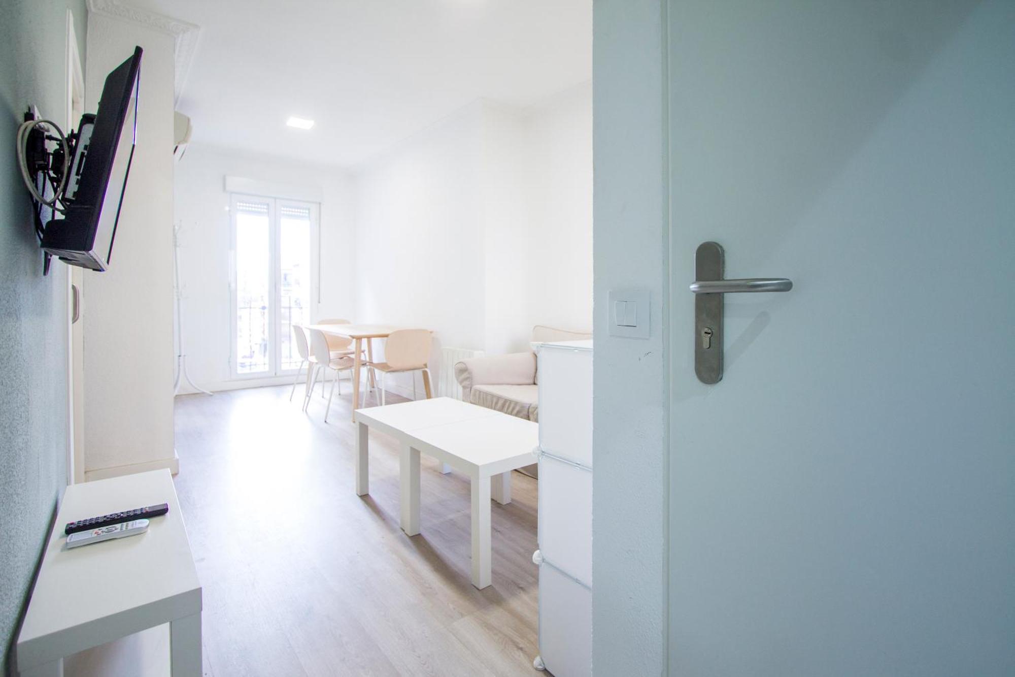 Apartamentos Tetuan Sandino Мадрид Екстериор снимка