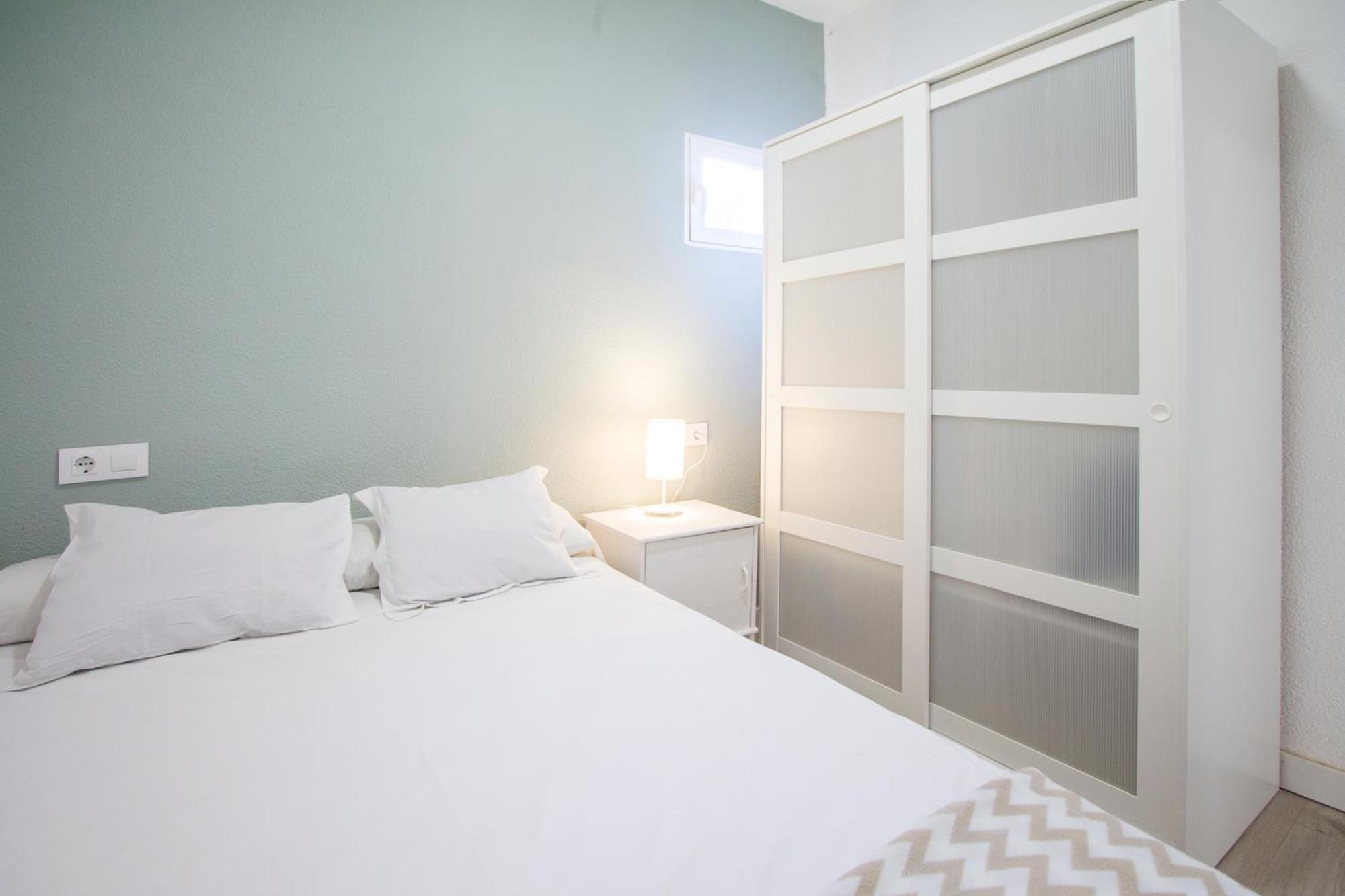 Apartamentos Tetuan Sandino Мадрид Екстериор снимка