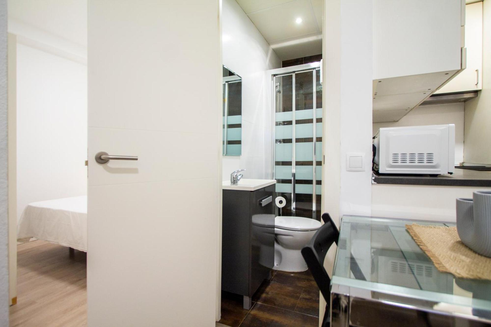 Apartamentos Tetuan Sandino Мадрид Екстериор снимка