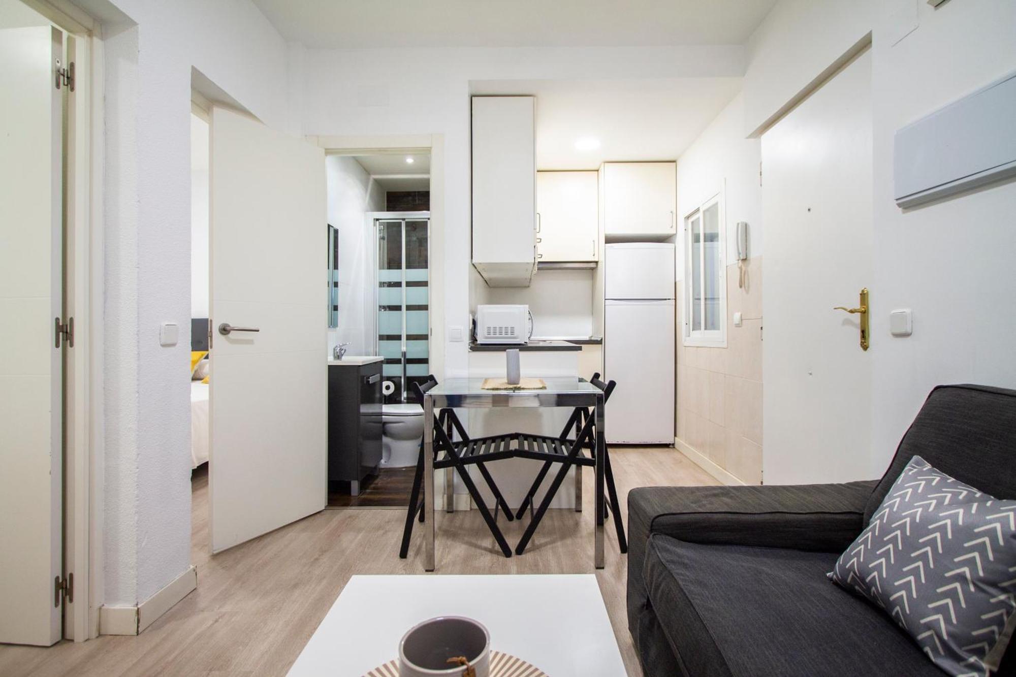 Apartamentos Tetuan Sandino Мадрид Екстериор снимка