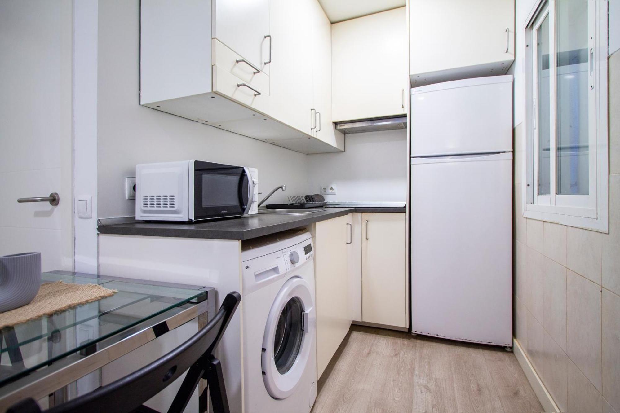 Apartamentos Tetuan Sandino Мадрид Екстериор снимка