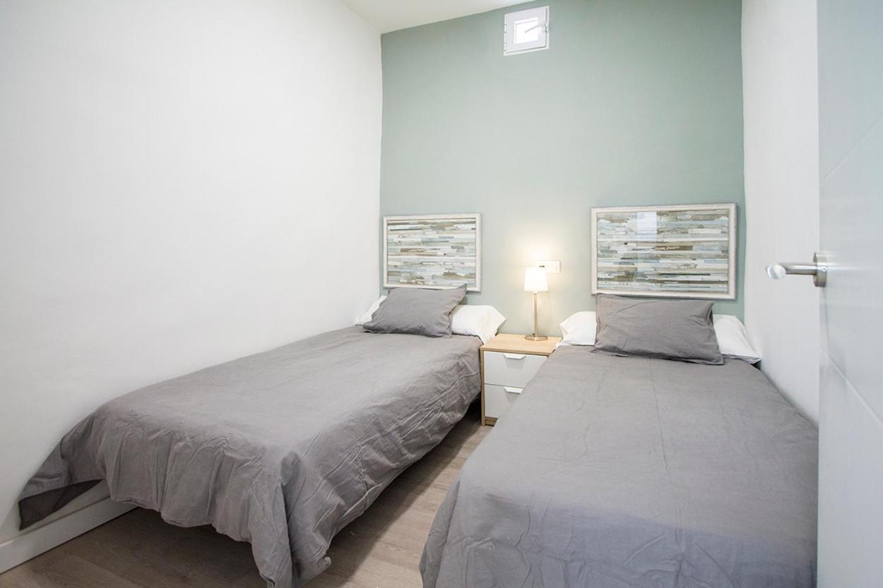 Apartamentos Tetuan Sandino Мадрид Екстериор снимка