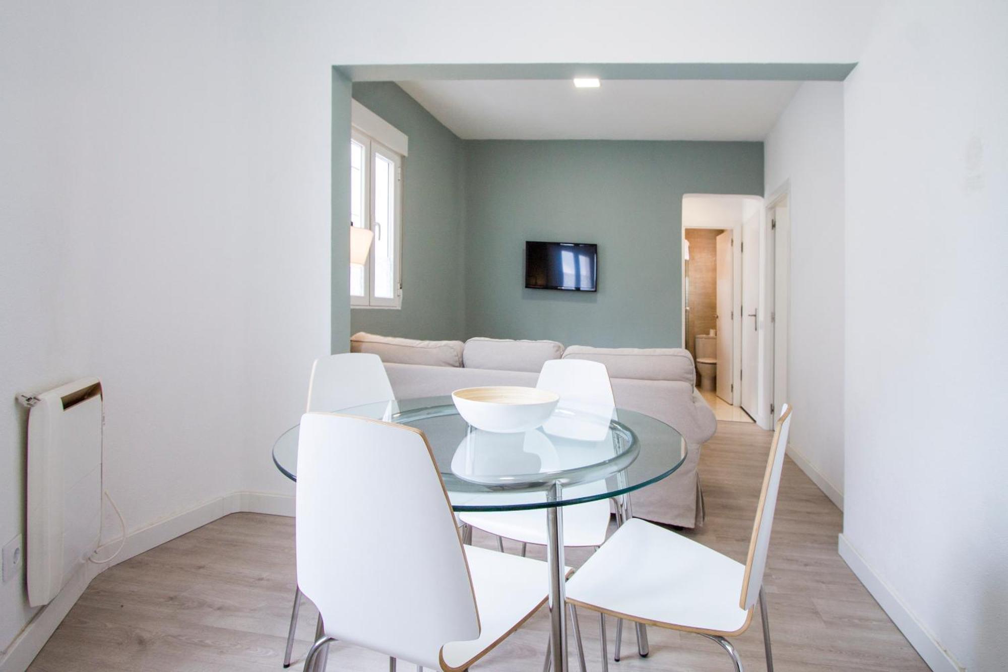 Apartamentos Tetuan Sandino Мадрид Екстериор снимка