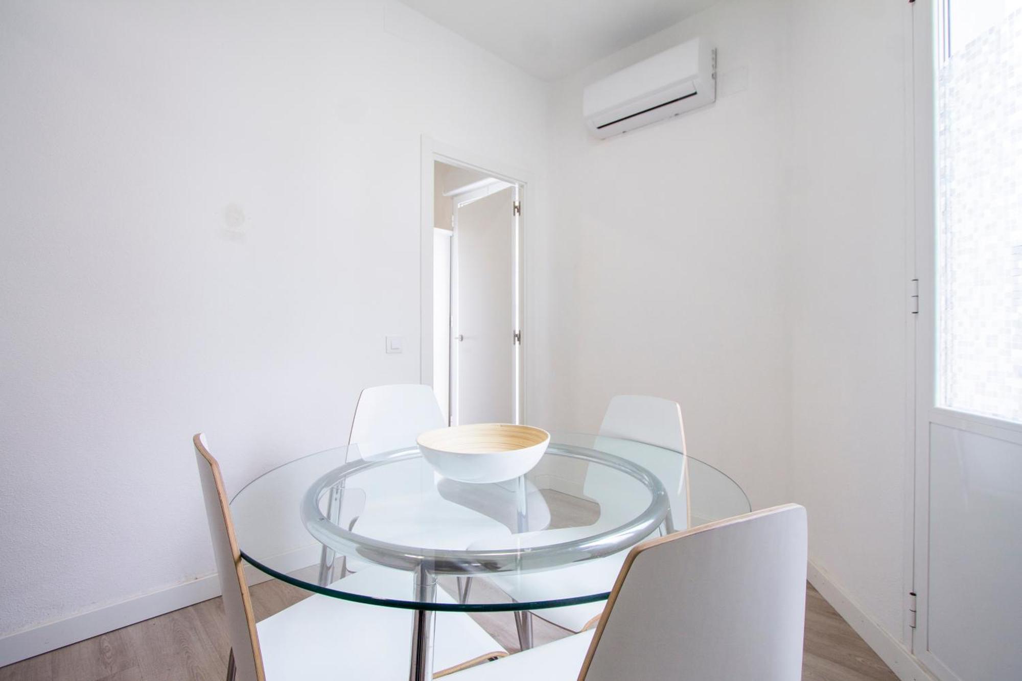 Apartamentos Tetuan Sandino Мадрид Екстериор снимка