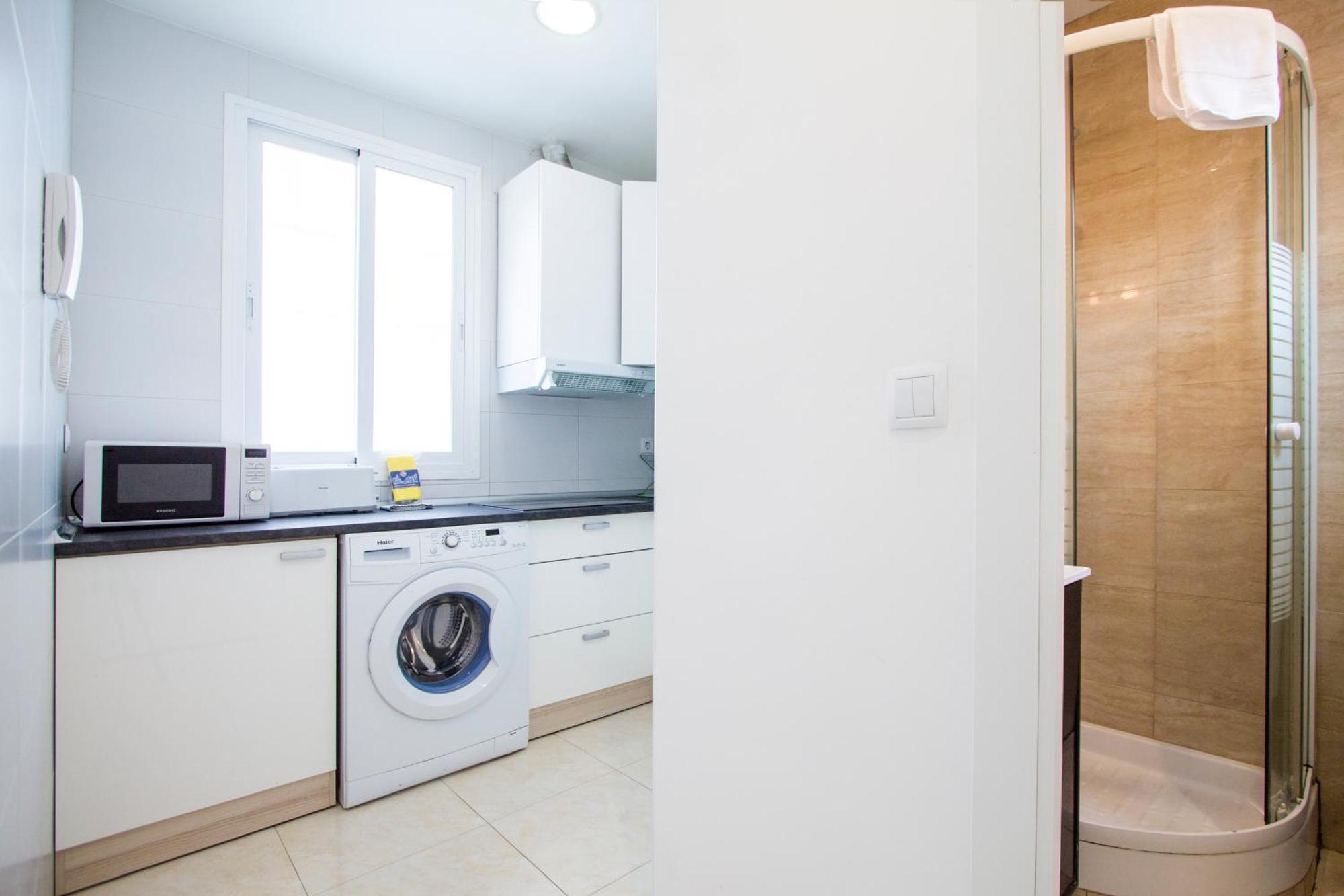 Apartamentos Tetuan Sandino Мадрид Екстериор снимка