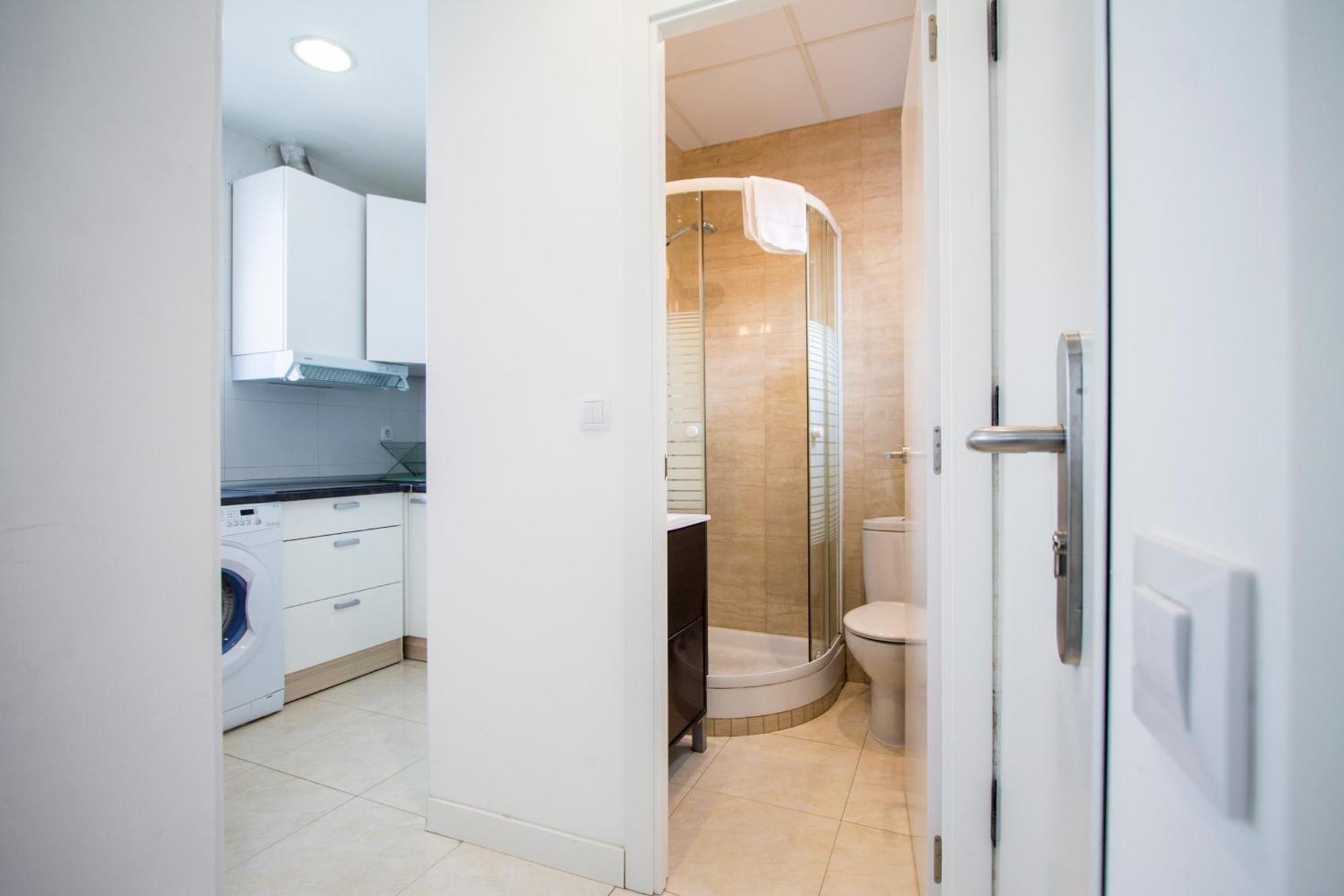 Apartamentos Tetuan Sandino Мадрид Екстериор снимка
