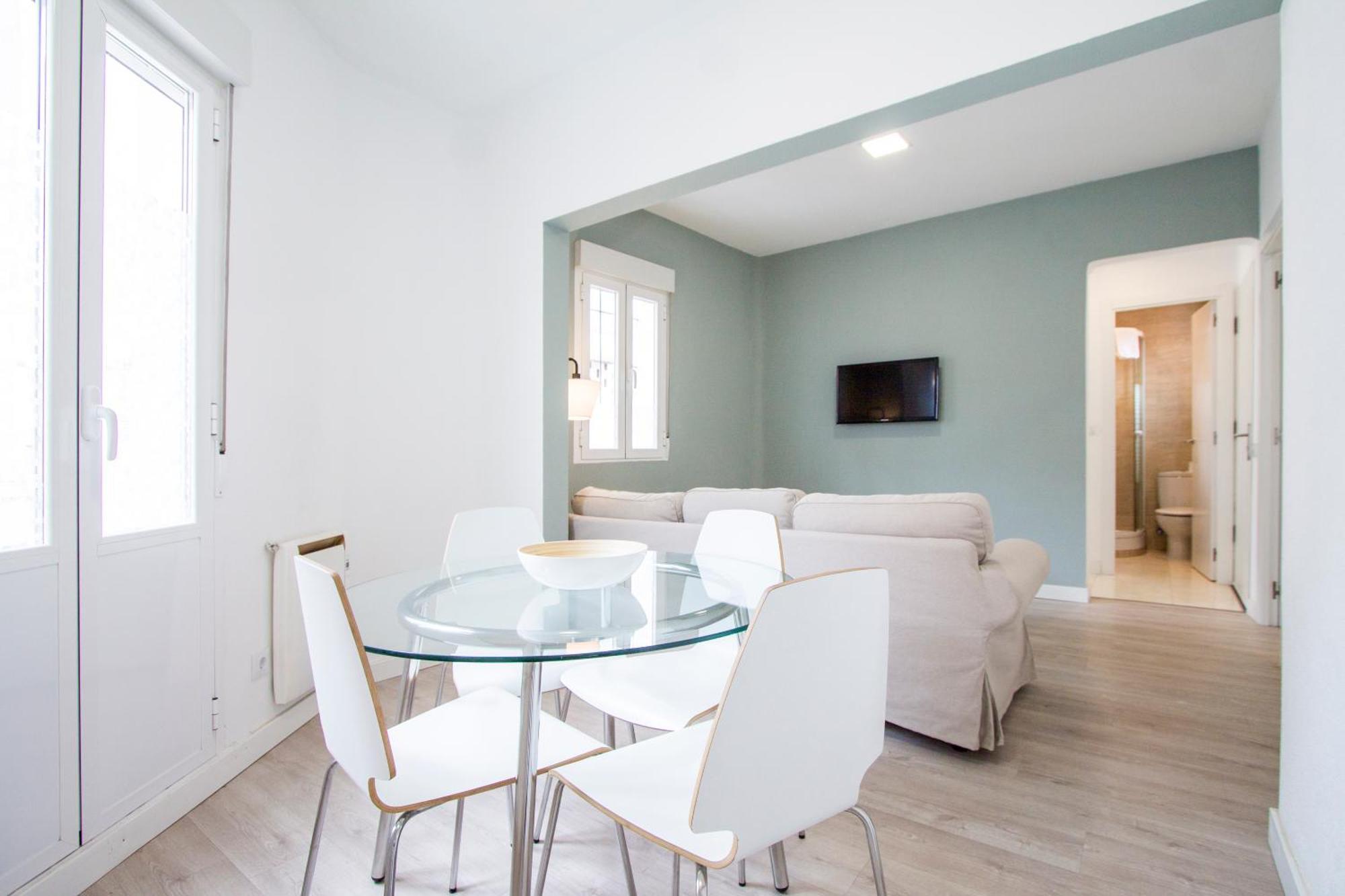 Apartamentos Tetuan Sandino Мадрид Екстериор снимка